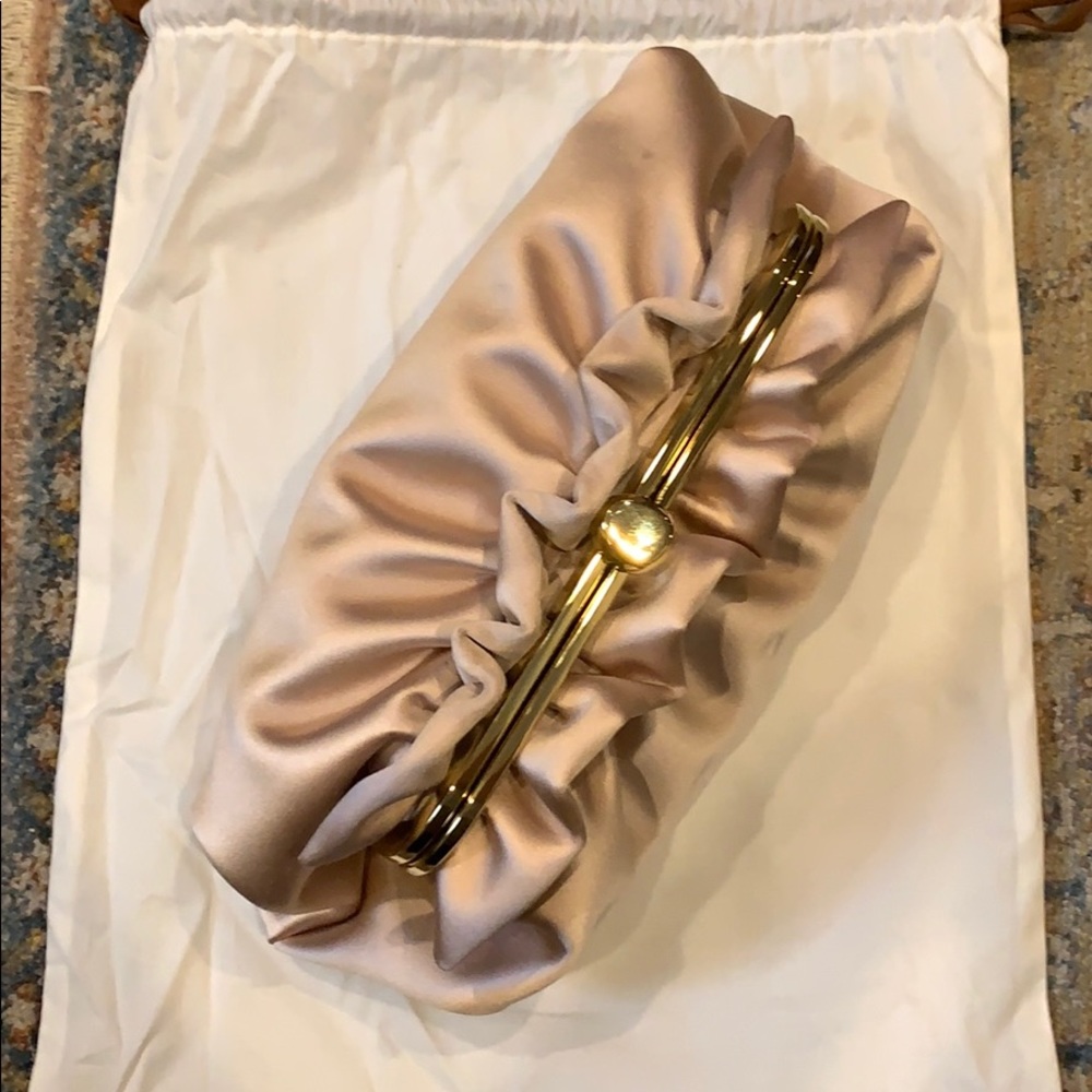 Satin Pouchette